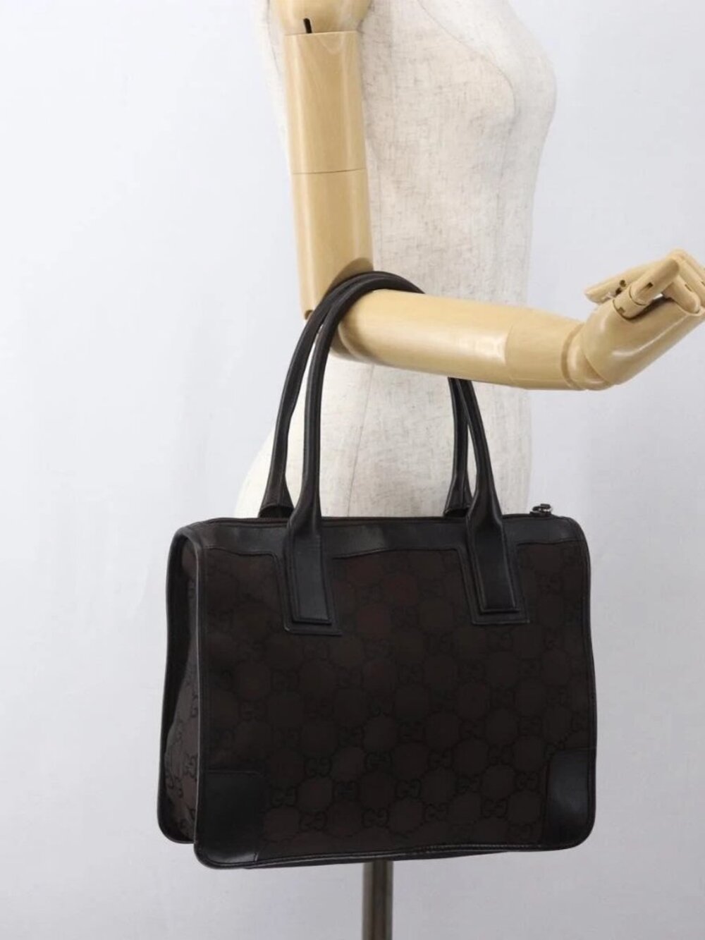 GUCCI GG Canvas Tote Bag Nylon outlet Dark Brown Silver 143742 Auth am10768